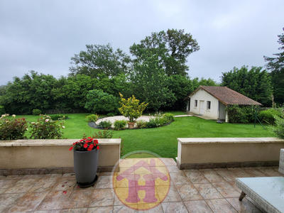 Maison - 165 m² - 6 pièces