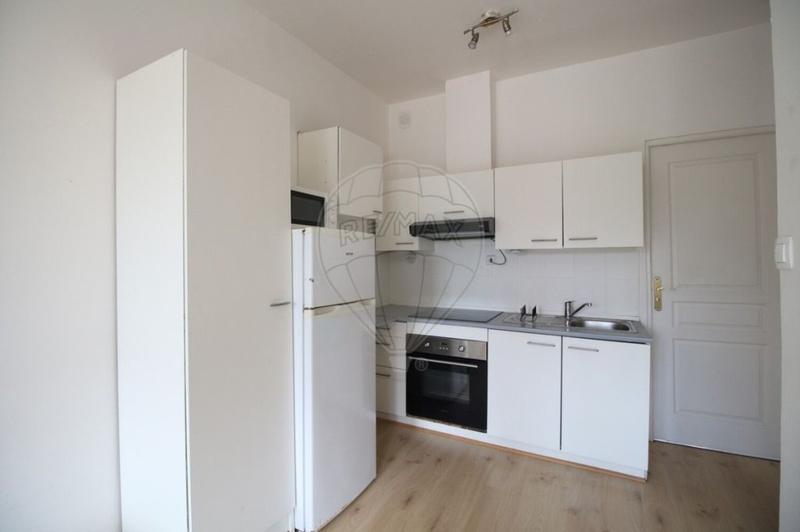 Immeuble - 110 m² - 3 pièces