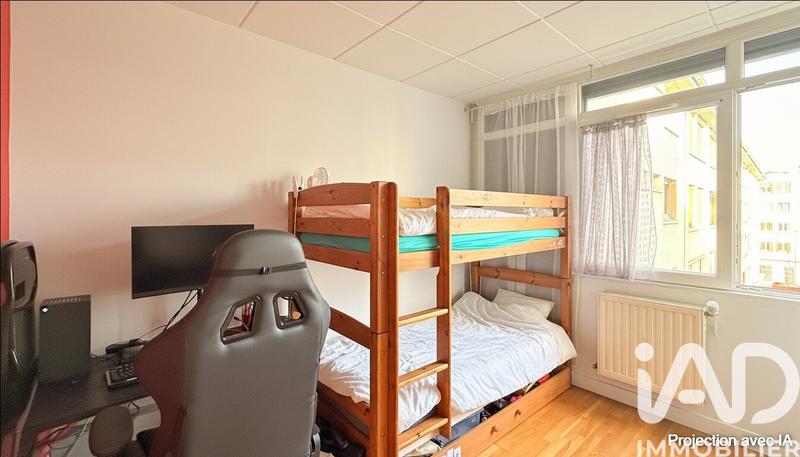 Appartement - 80 m² - 4 pièces