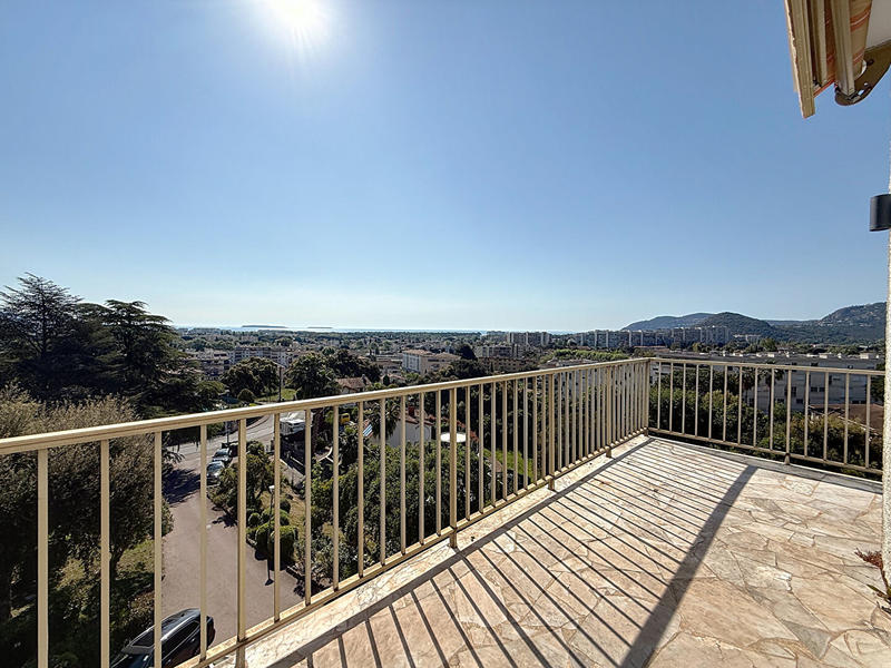 Appartement - 120 m² - 4 pièces