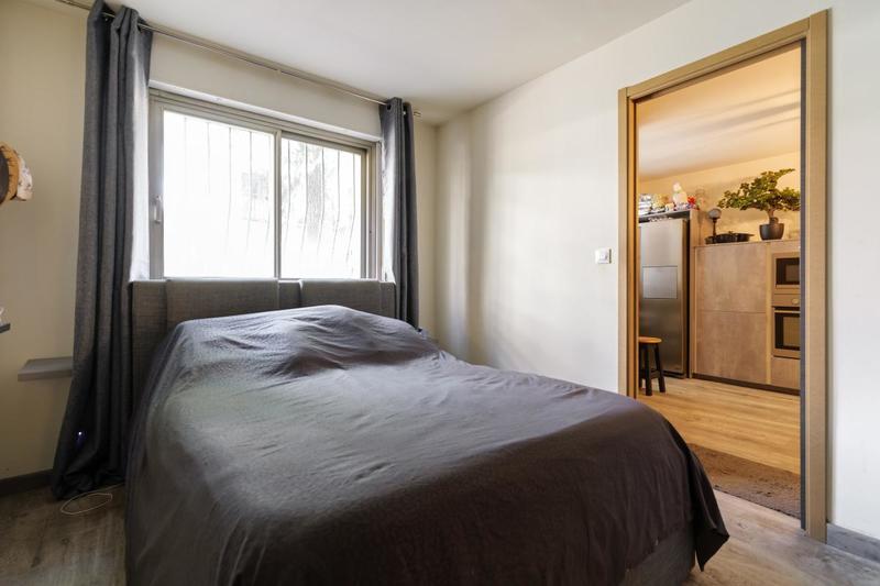 Appartement - 96 m² - 5 pièces