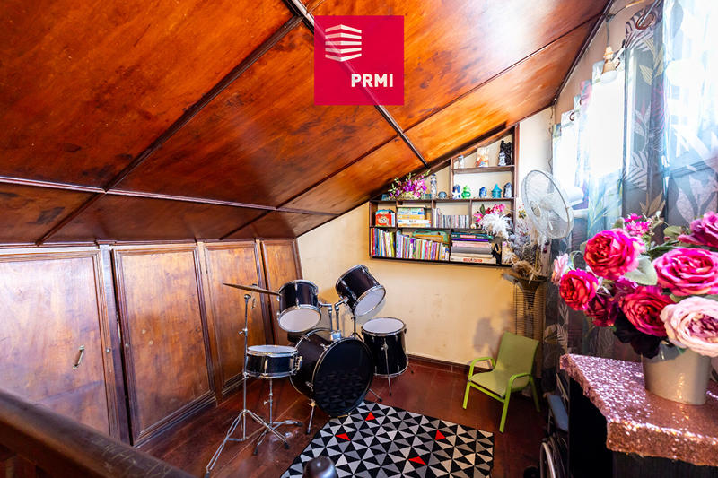 Maison - 160 m² - 9 pièces