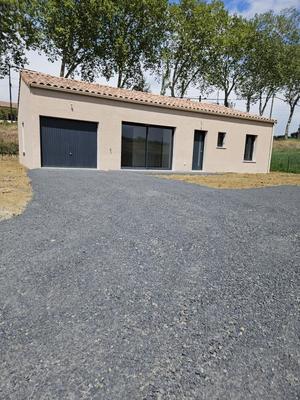 Villa - 90 m² - 4 pièces