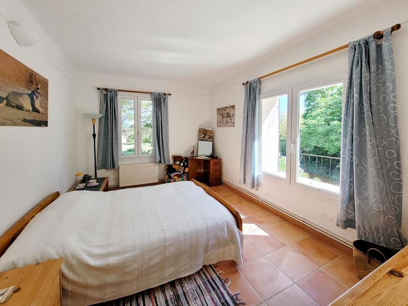 Maison - 283 m² - 8 pièces