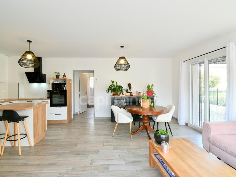 Maison - 75 m² - 4 pièces