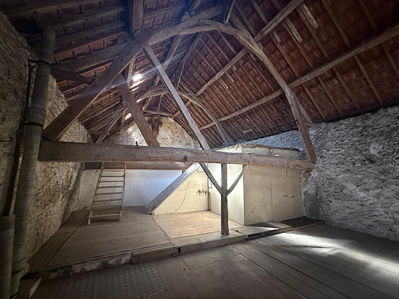 Maison - 85 m² - 4 pièces