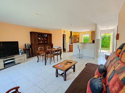 Maison - 96 m² - 4 pièces