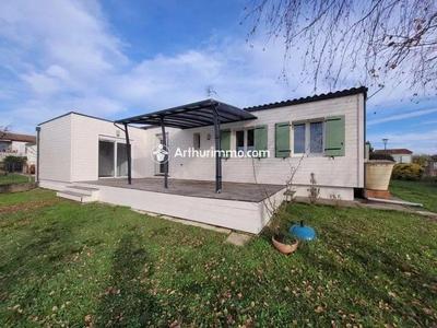 Maison - 80 m² - 5 pièces