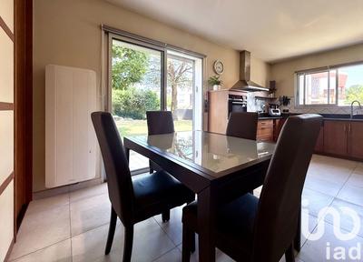 Maison - 189 m² - 8 pièces