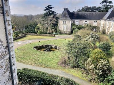 Château - 511 m² - 8 pièces