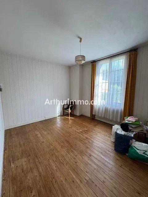 Maison - 186 m² - 9 pièces