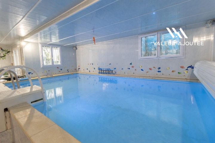 Maison ancienne - 170 m² - 7 pièces