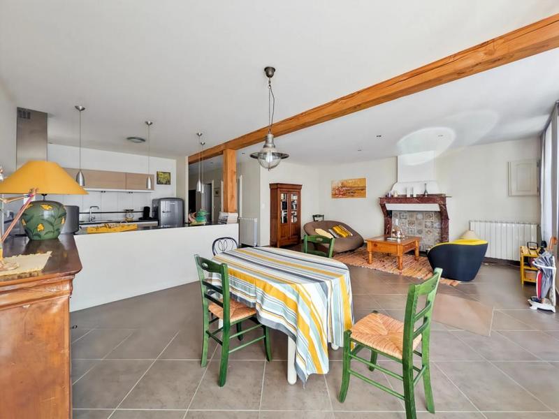 Maison de village - 158 m² - 6 pièces