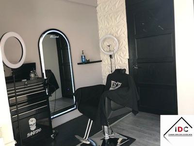 Local commercial - 68 m² - 2 pièces