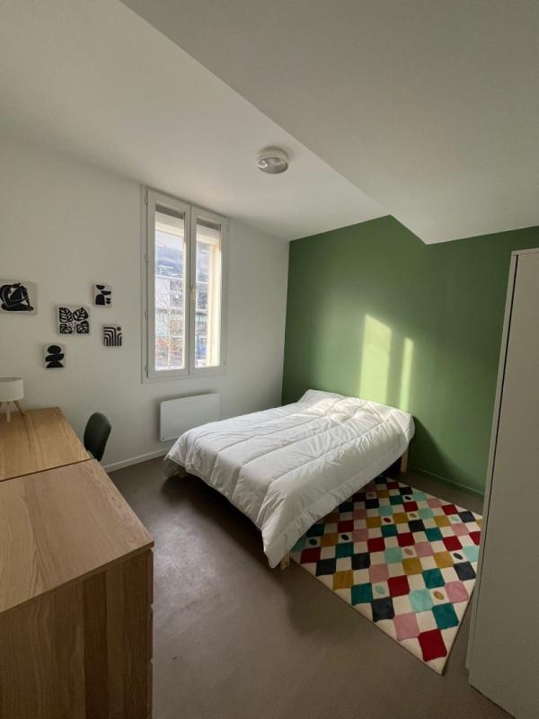 Chambre - 12 m² - 1 pièce