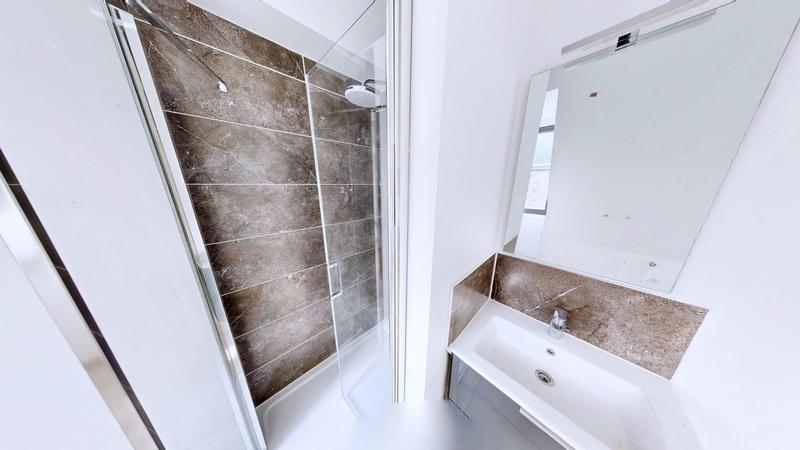 Appartement - 101 m² - 4 pièces