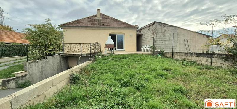 Maison - 92 m² - 6 pièces