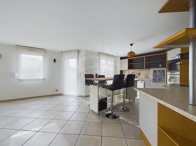 Appartement - 142 m² - 6 pièces