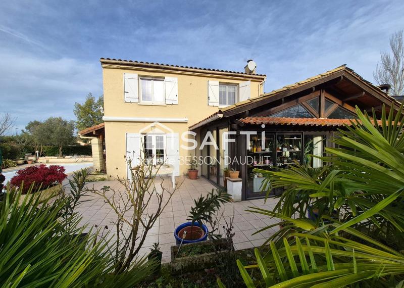 Maison - 131 m² - 4 pièces