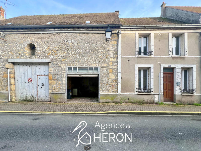 Maison - 470 m² - 19 pièces