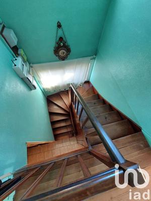 Maison - 92 m² - 5 pièces