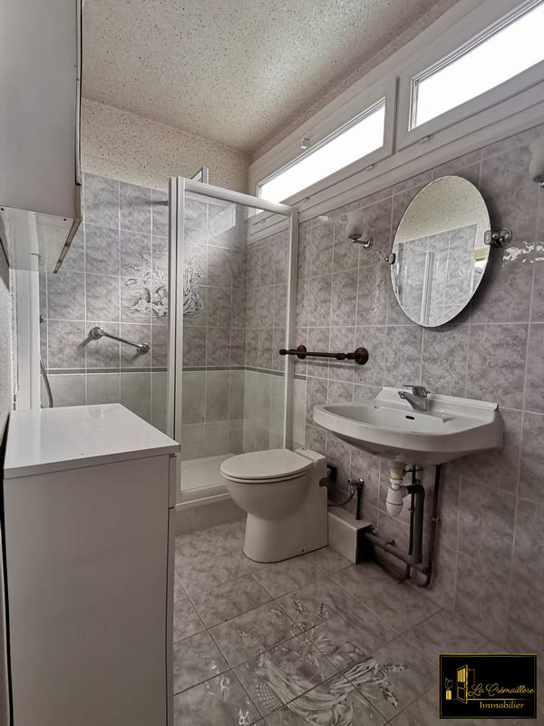 Maison traditionnelle - 90 m² - 4 pièces