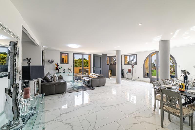 Appartement - 118 m² - 3 pièces