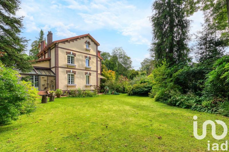 Maison - 315 m² - 12 pièces