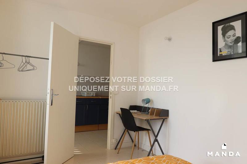 Chambre - 10 m² - 4 pièces