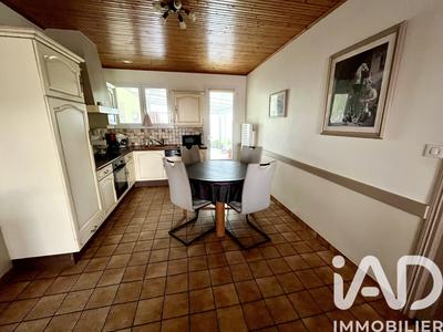 Maison - 106 m² - 5 pièces