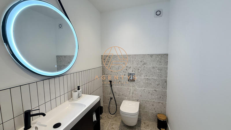 Maison contemporaine - 200 m² - 6 pièces