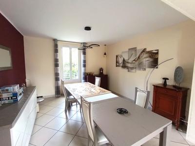 Maison - 161 m² - 5 pièces