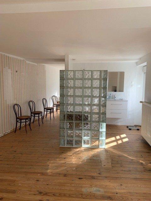 Maison - 193 m² - 16 pièces