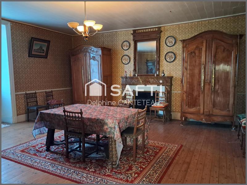 Maison - 250 m² - 9 pièces