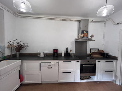 Maison - 290 m² - 12 pièces