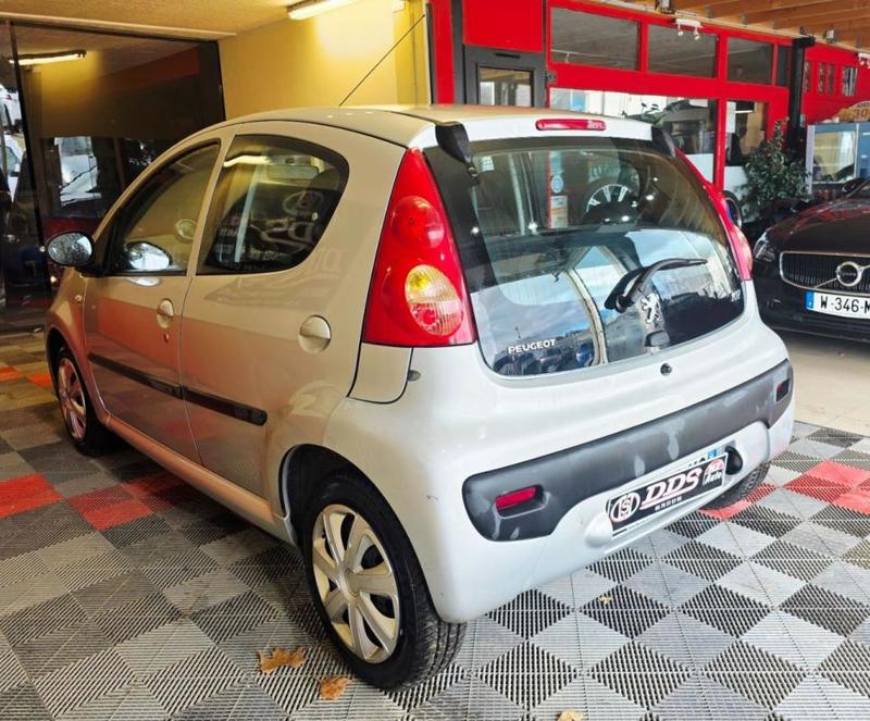 Peugeot 107 5p Car Play Ct Ok