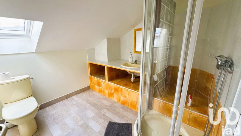 Maison - 215 m² - 6 pièces