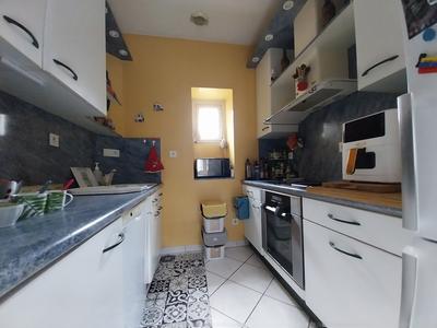 Appartement - 76 m² - 4 pièces