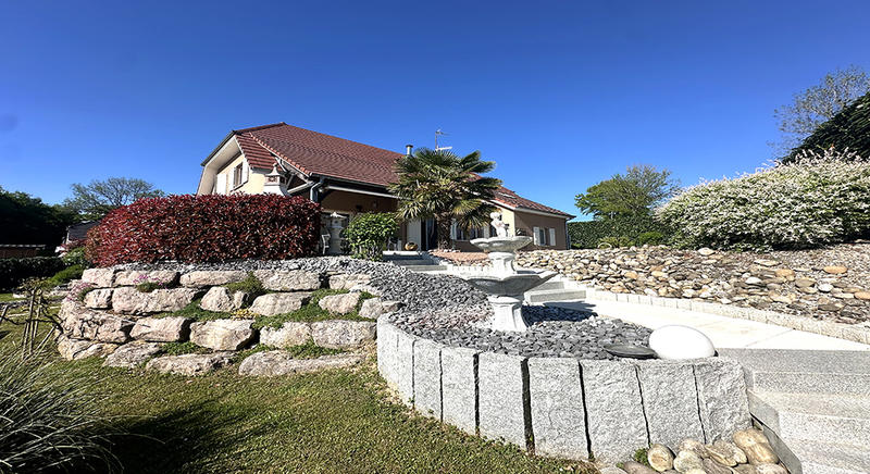 Villa - 200 m² - 6 pièces
