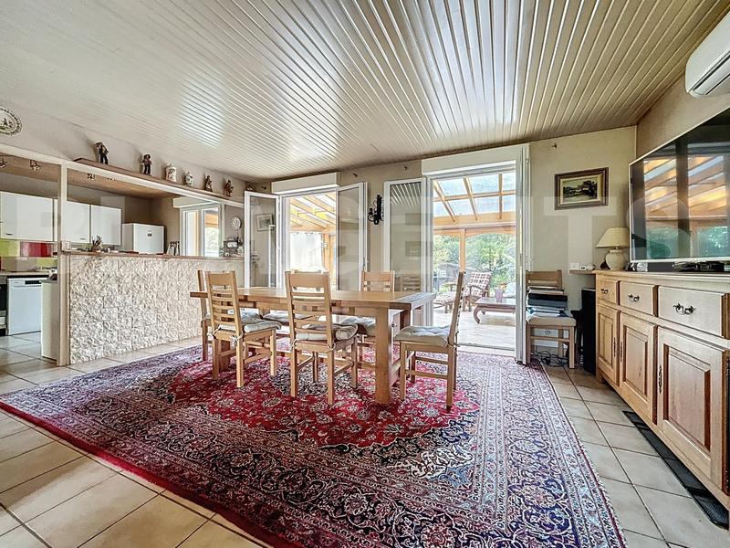 Maison - 163 m² - 6 pièces