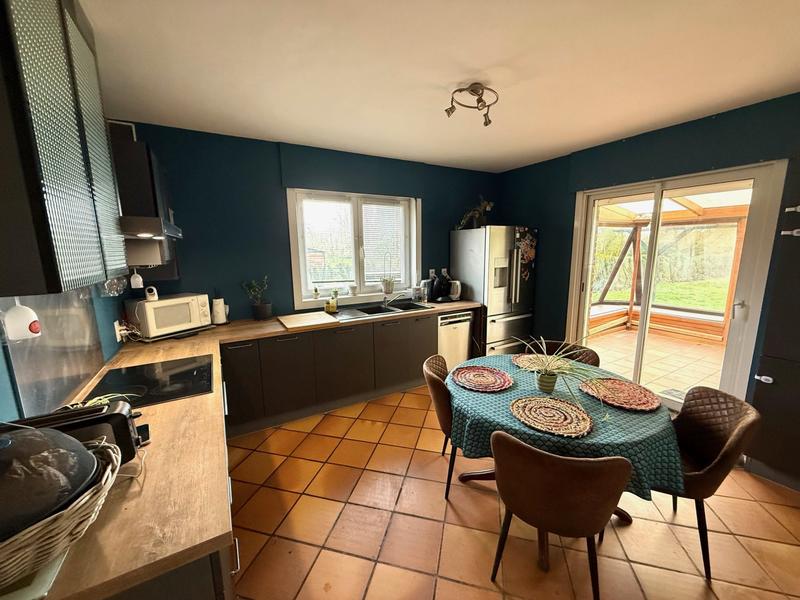 Maison - 200 m² - 6 pièces