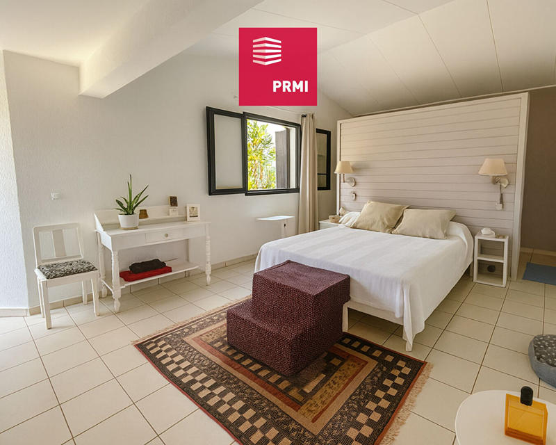 Maison - 167 m² - 6 pièces