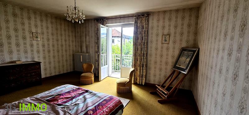 Maison - 304 m² - 10 pièces