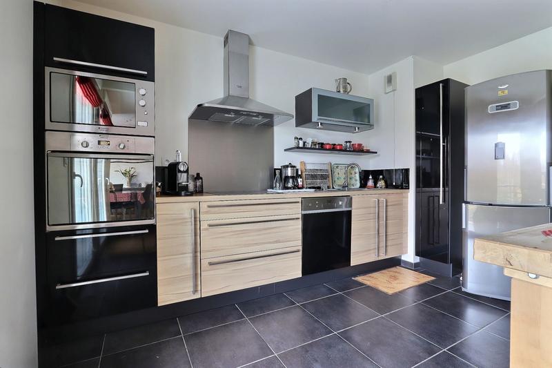 Appartement - 82 m² - 3 pièces