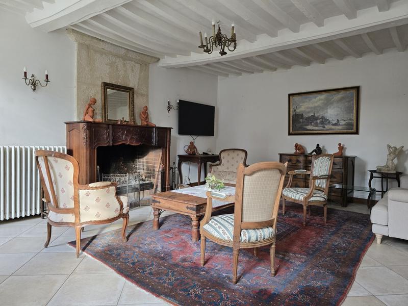 Maison ancienne - 326 m² - 13 pièces