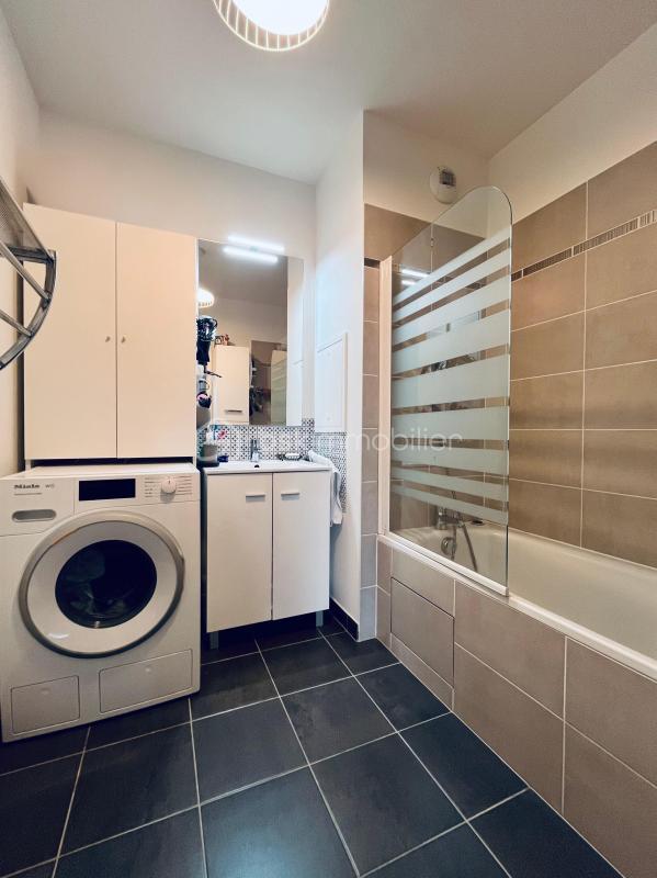 Appartement - 77 m² - 4 pièces