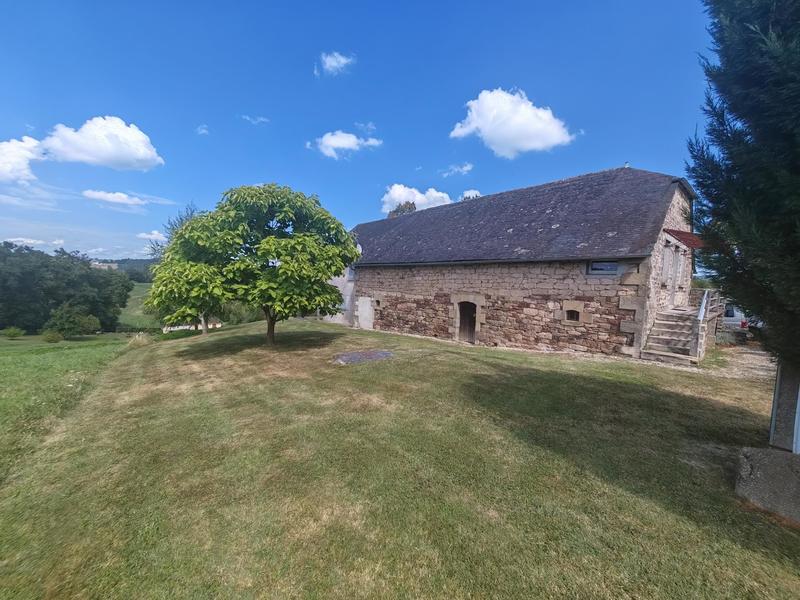 Maison - 215 m² - 9 pièces