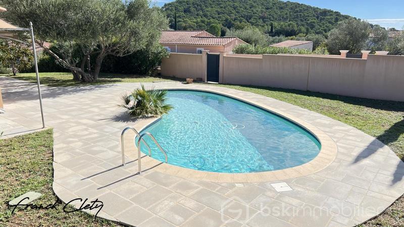 Maison - 160 m² - 6 pièces