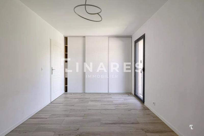 Maison - 185 m² - 5 pièces