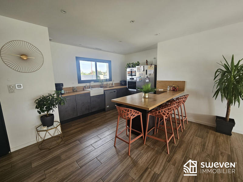 Maison - 112 m² - 4 pièces